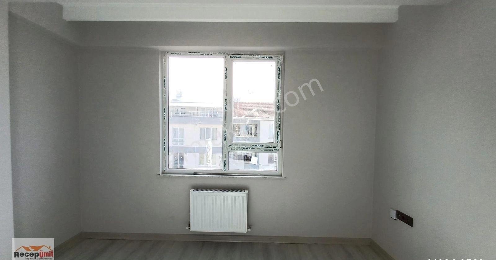 Recep Ümit Emlak'tan Şarhöyük Mahallesi Hatboyu Yanında Satılık Sıfır 5+1 Lux Dublex Daire. - Görsel 21