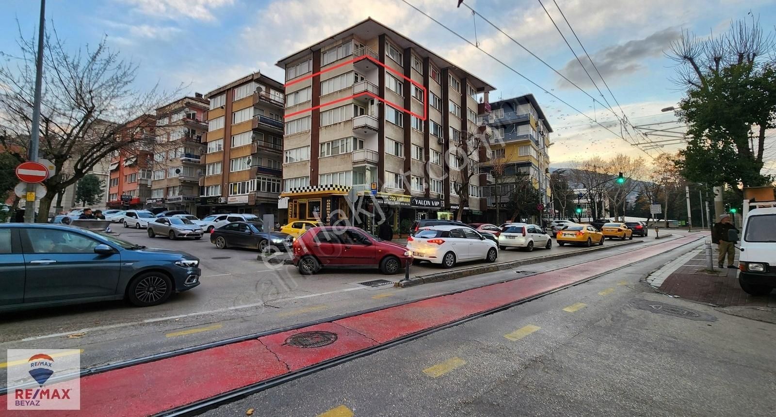 Osmangazi Çırpan Satılık Daire Remax Beyaz Çırpan Mah. Darmstad Caddesine Cepheli 3+1 Daire