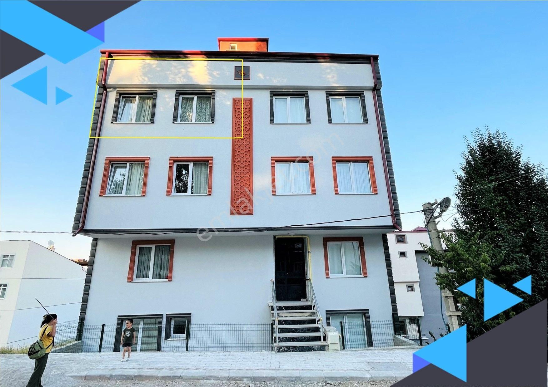 Bayburt Merkez Esentepe Satılık Daire Esentepede Yerden Isıtmalı 4+1, 140 M² Satılık Dubleks Daire