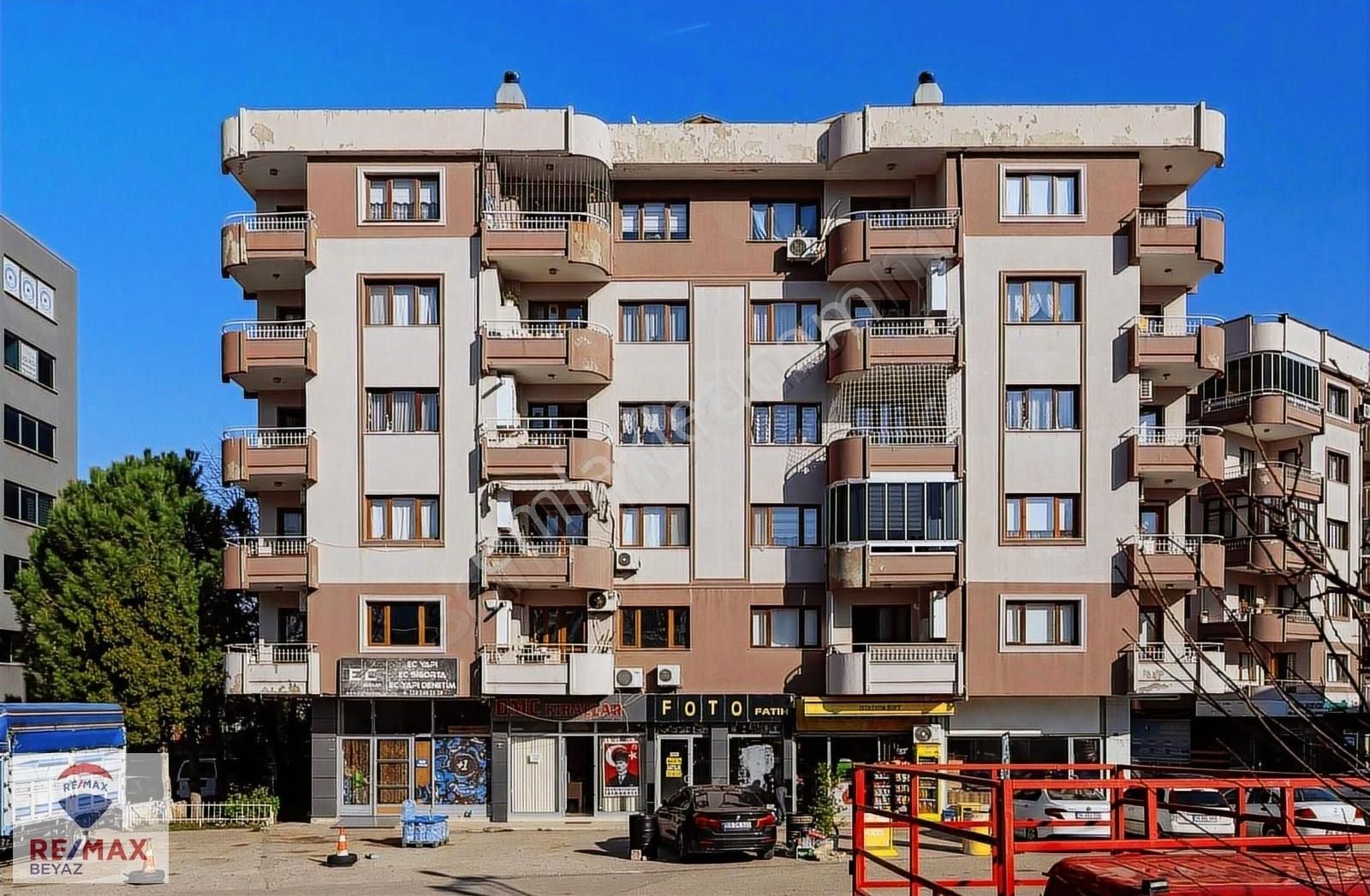 Osmangazi Yenikaraman Satılık Daire Remax Beyazdan İhsanıye Metro Yanında Satılık 3+1 Daıre