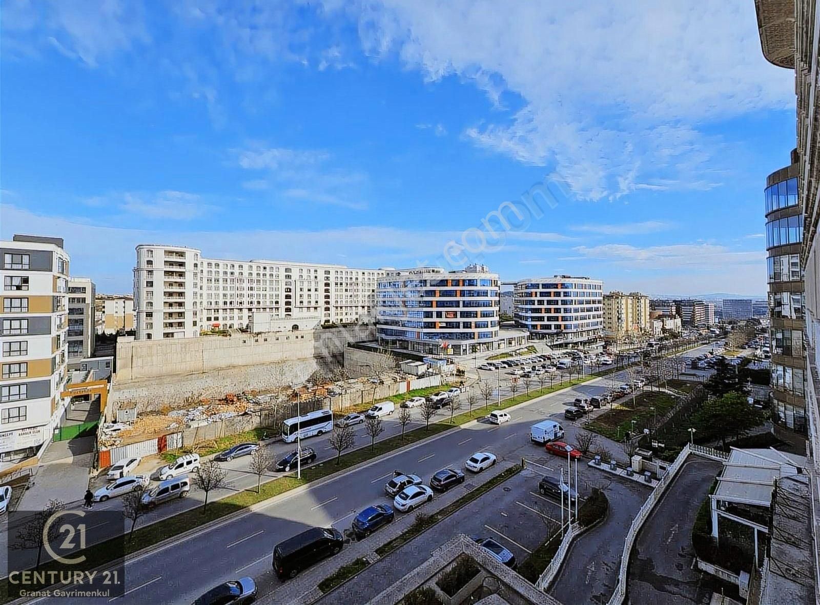 Pendik Yenişehir Satılık Daire Elit Perla Palas 1+1 Satılık Boş Daire