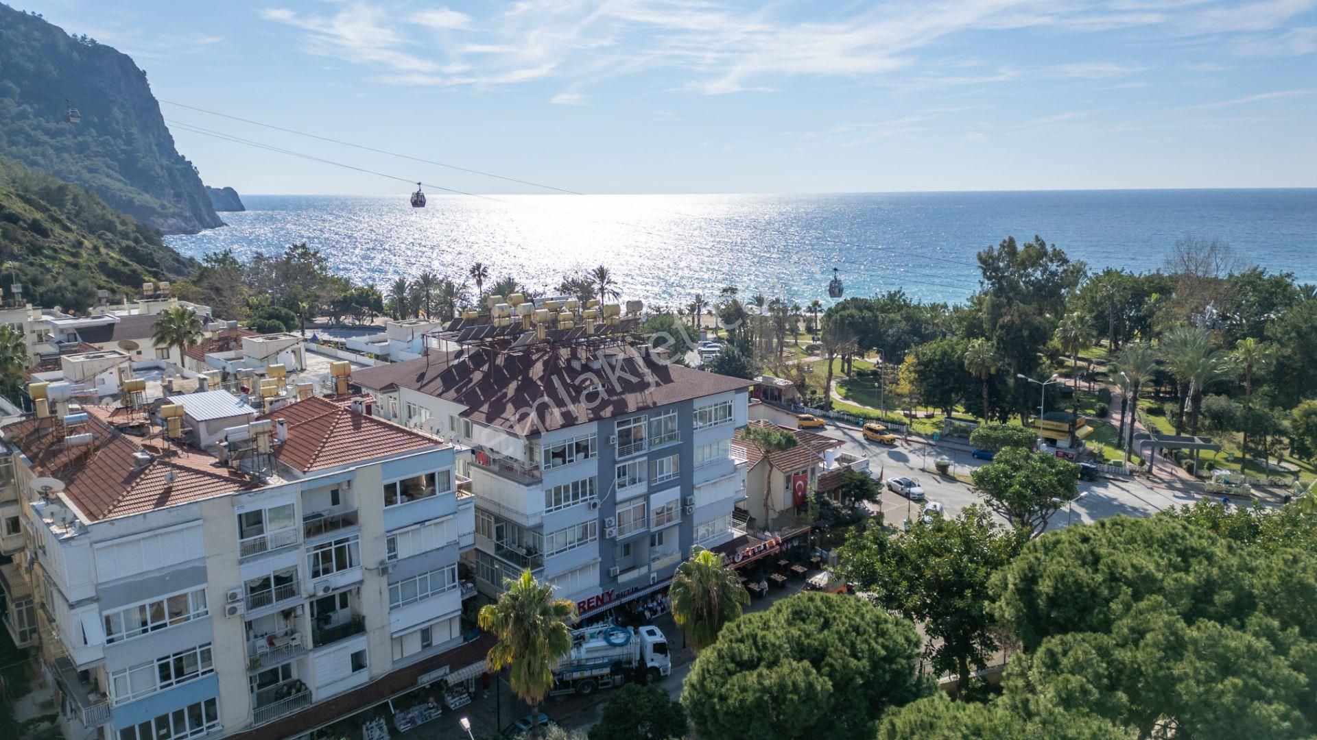 Alanya Çarşı Satılık Daire Kleopatra Satılık 3+1 Denize Sıfır Eşyalı Daire