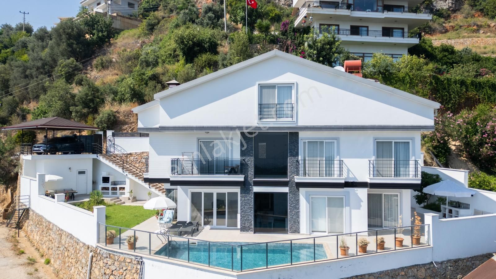 Antalya Alanya Deniz Manzaralı Satılık Villa Kızılcaşehir Satılık 5+1 Müstakil Villa