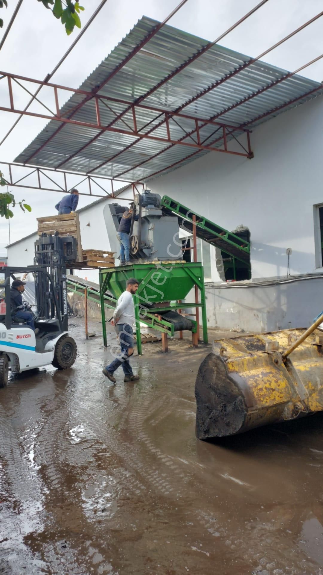 Adana Yüreğir Devren Fabrika Adana Yüreğir'de Kullanılmaya Hazır Gübre Üretim Tesisi