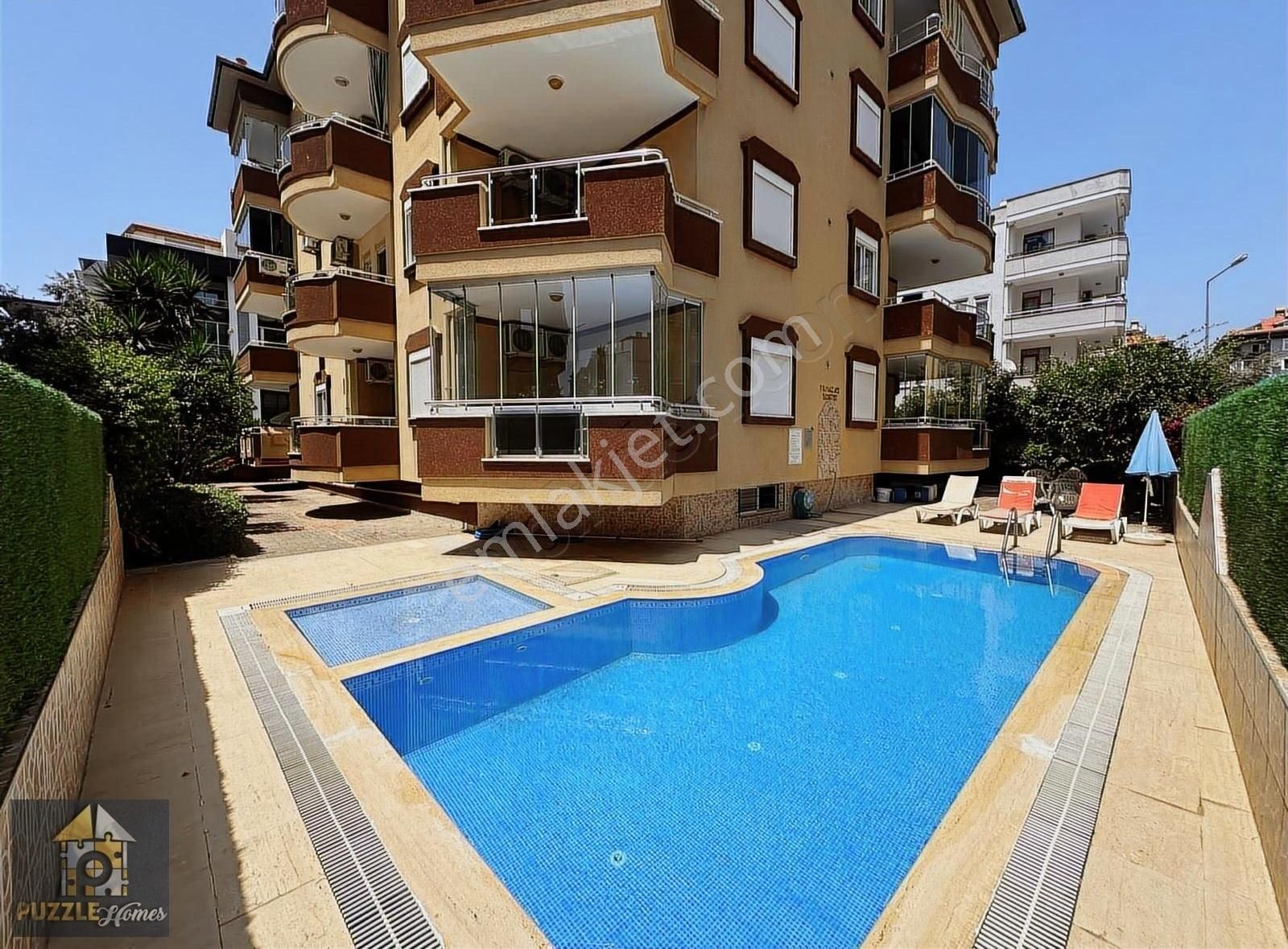 Alanya Oba Satılık Daire Oba 2+1 Eşyalı, Denize 400 Metre Satılık Daire