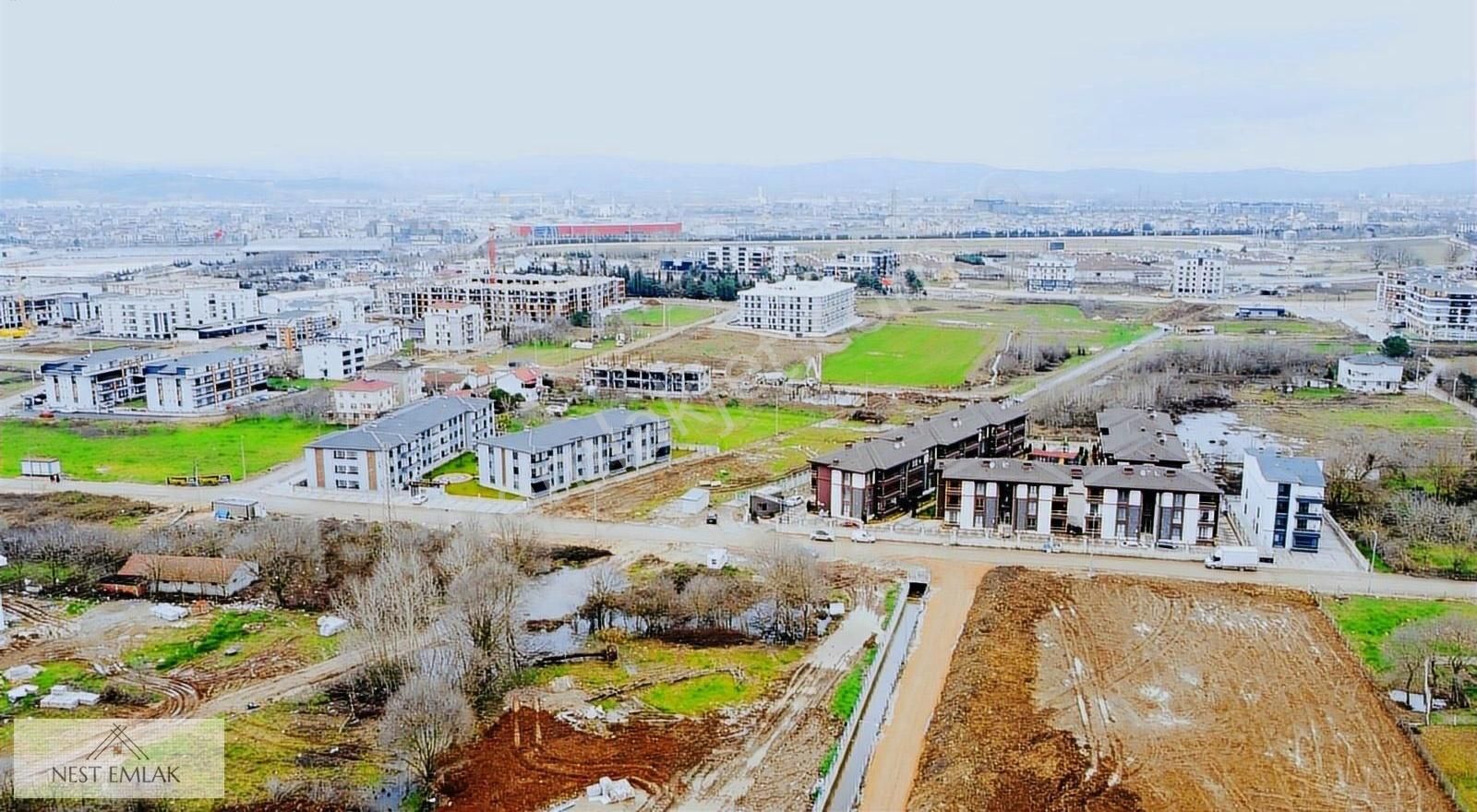 Kartepe Fatih Sultan Mehmet Satılık Konut İmarlı Kent Meydanı Bölgesinde