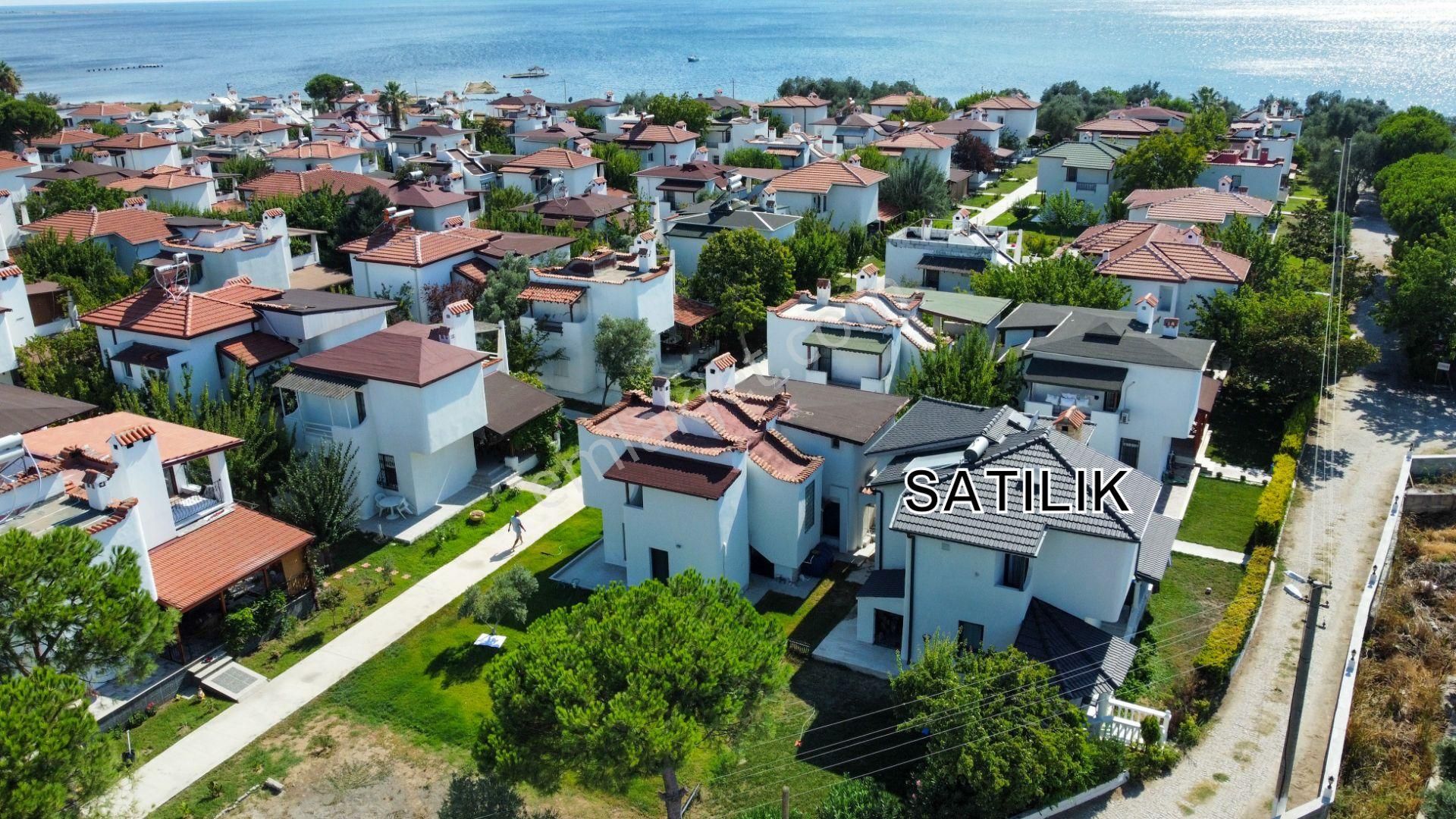 Ayvalık Altınova Satılık Villa Ayvalık Tuzla Mevkii Satılık 5+1 Dubleks Villa