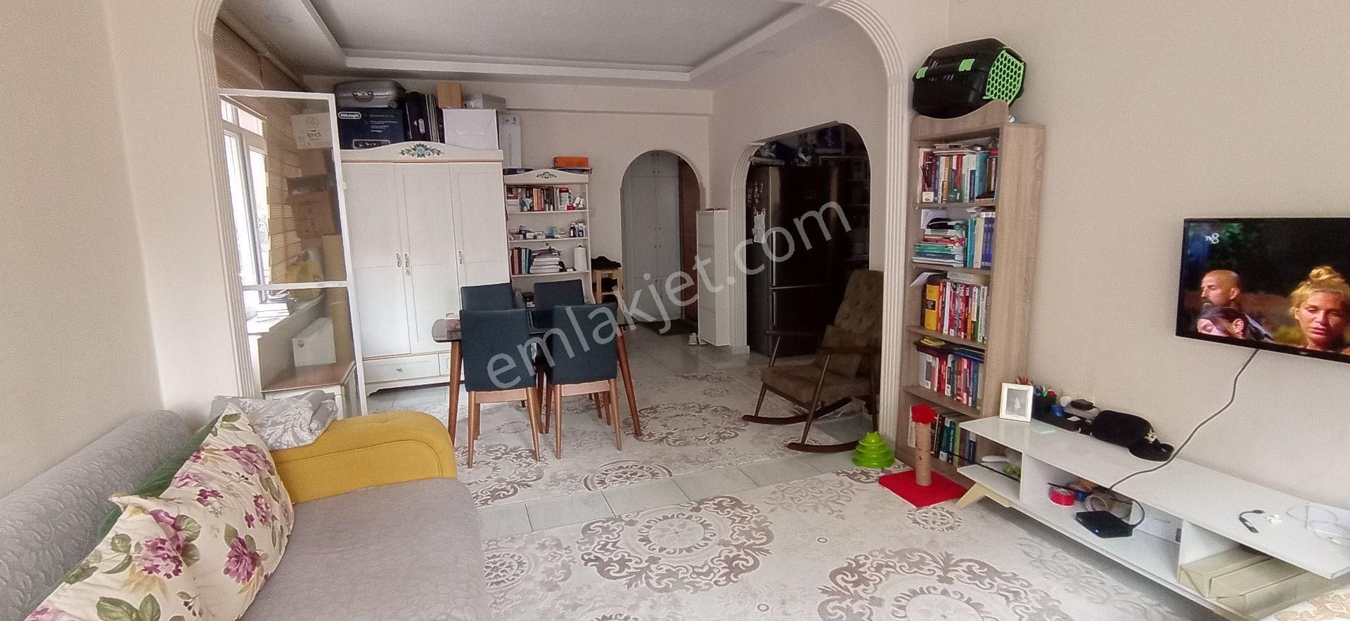 Ankara Çankaya Kiralık Apartman Dairesi Ataç 1 Sokakta 2+1 Kombili Asansörlü Açık Otoparklı 2.kat Daire