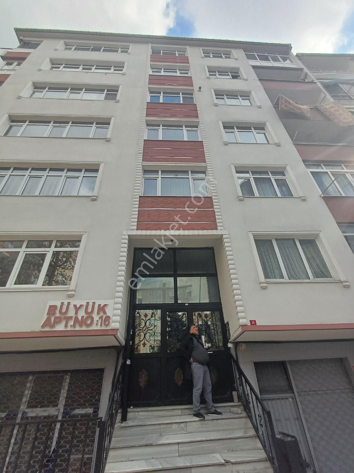 Bahçelievler Şirinevler Satılık Daire Şirinevler'de 2+1 Satılık Daire