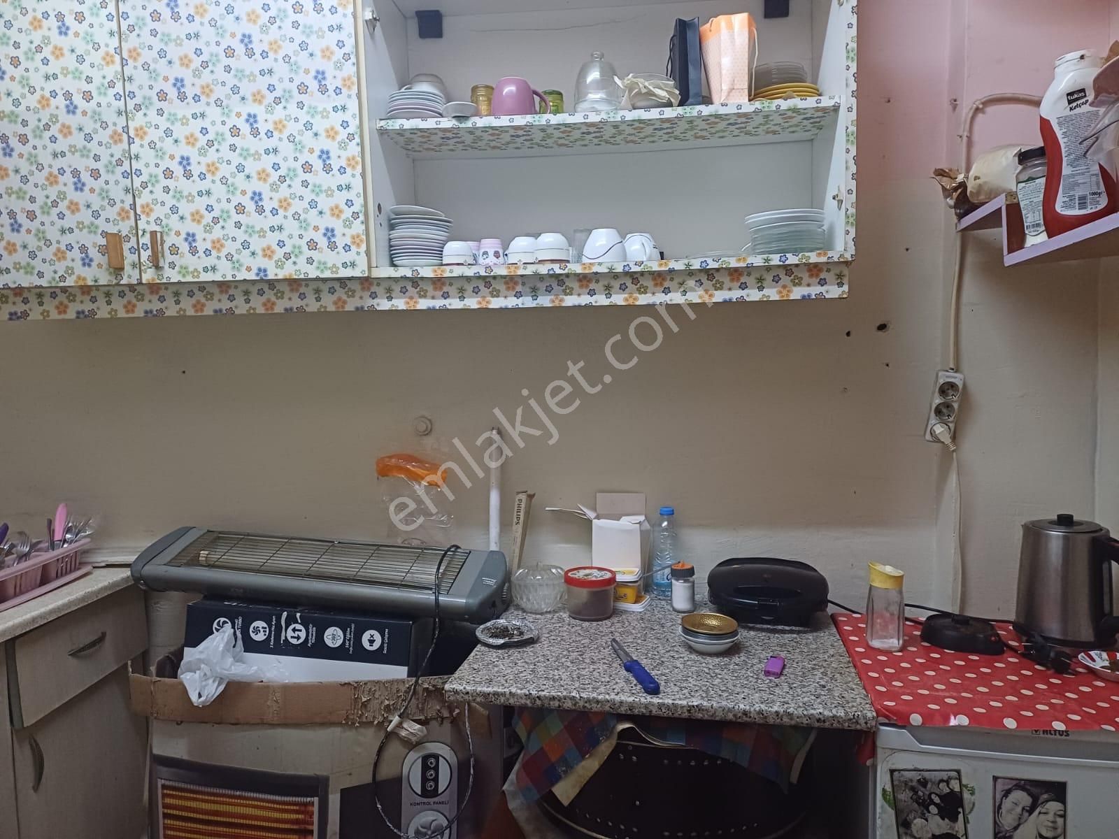 İzmit Veliahmet Kiralık Dükkan & Mağaza Cumhuriyet Parkı Yanında Kiralık Dükkan/ofis