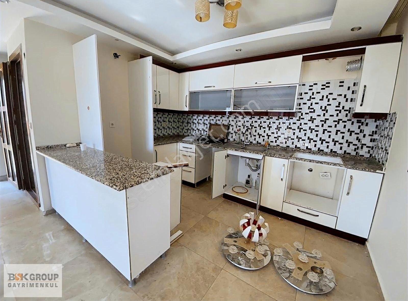 Menderes Çukuraltı Satılık Villa Bsk'dan Muhteşem Deniz Manzaralı 3+1 Lüx Villa