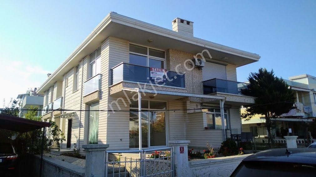 Ayvalık Küçükköy Satılık Villa Ayvalık Sarımsaklı Denize Yakın 3+1 Satılık Dubleks Villa