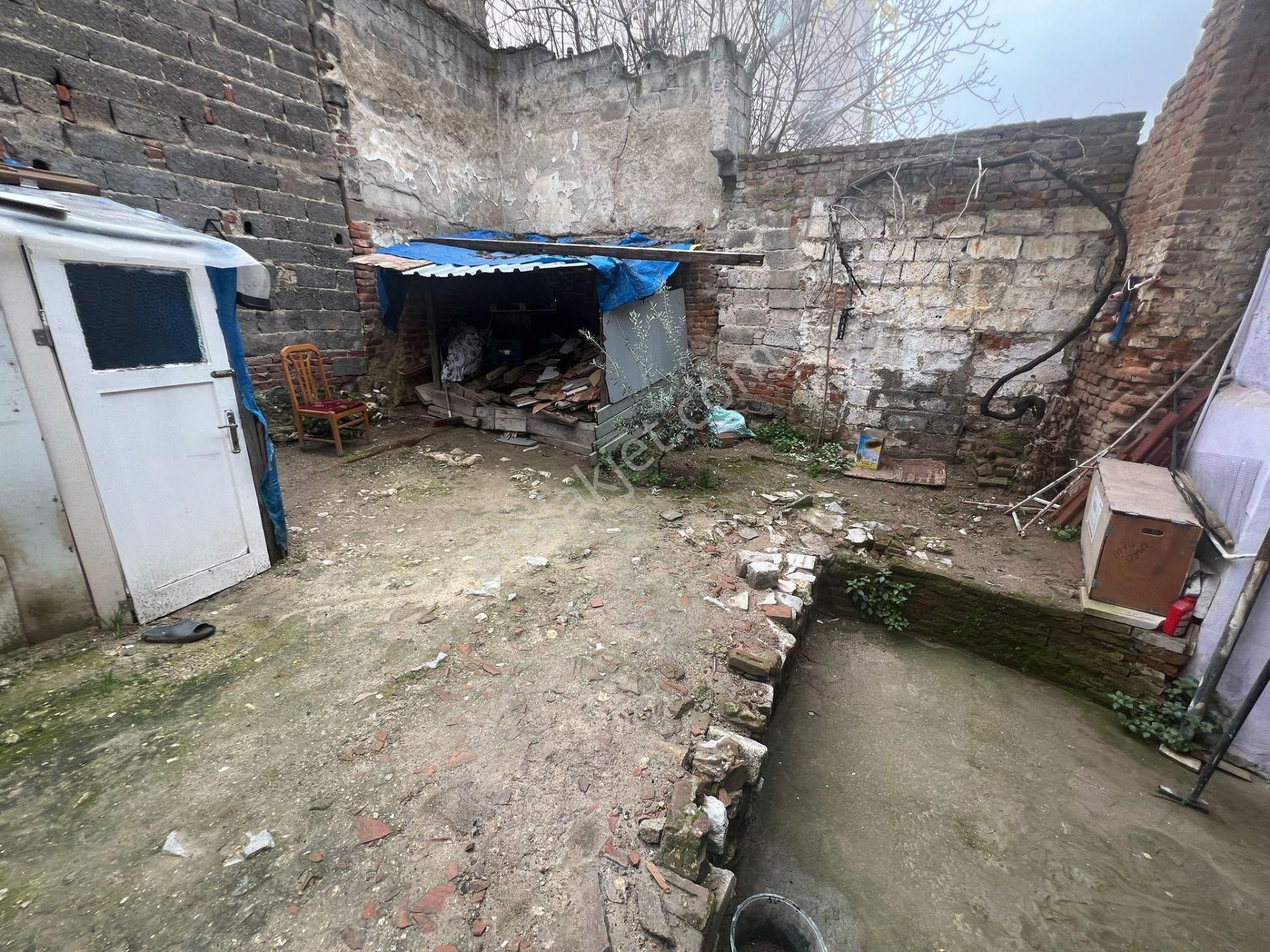 Acil Konak Gürçeşme Cadde Yakını 2 Katlı 95m2 Müstakıl 2 Katlı Ev - Görsel 19