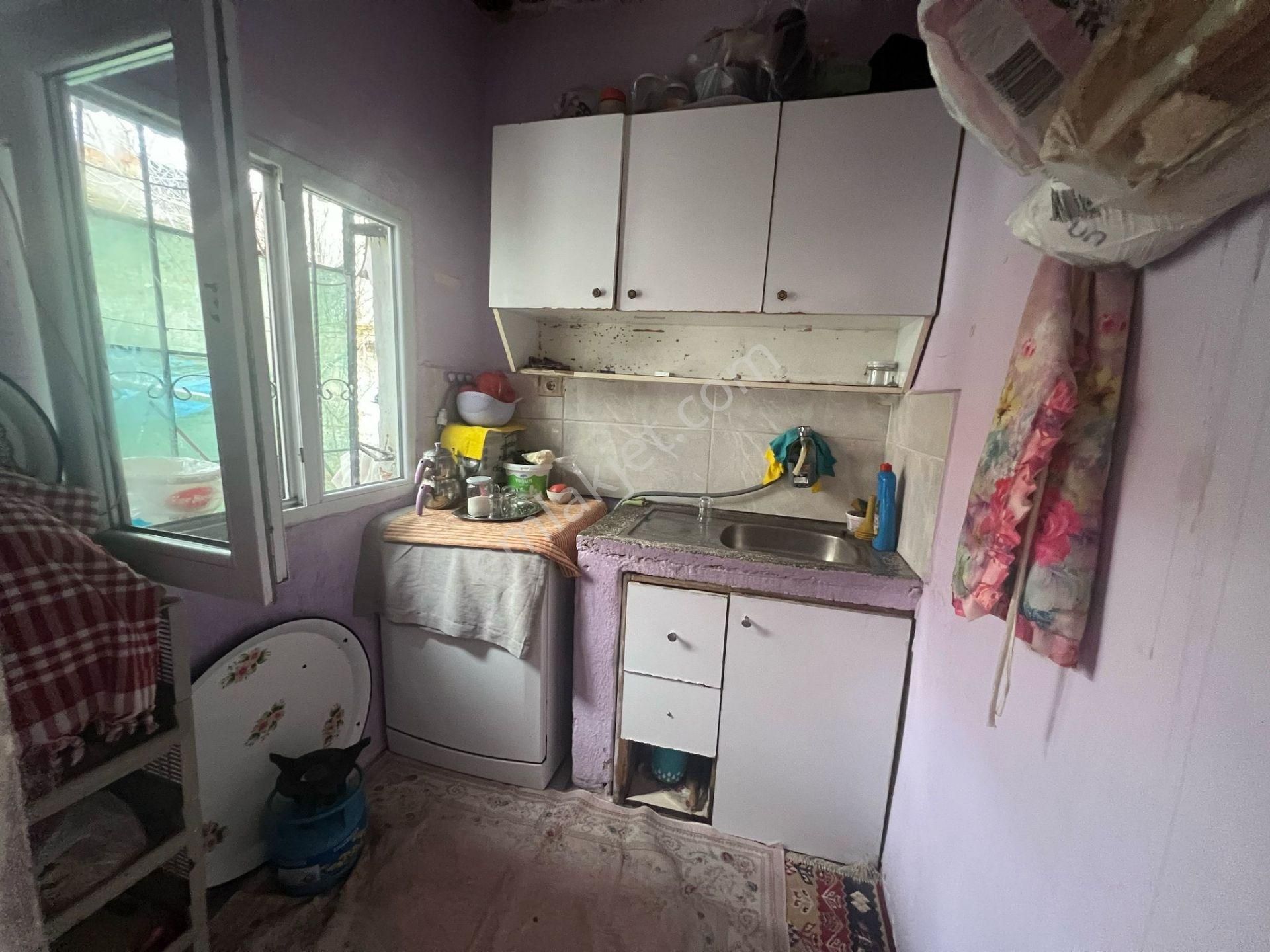 Acil Konak Gürçeşme Cadde Yakını 2 Katlı 95m2 Müstakıl 2 Katlı Ev - Görsel 5