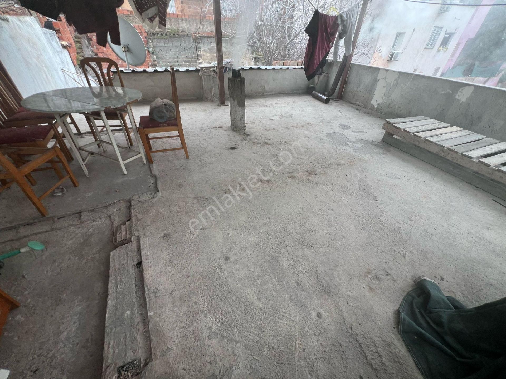 Acil Konak Gürçeşme Cadde Yakını 2 Katlı 95m2 Müstakıl 2 Katlı Ev - Görsel 15