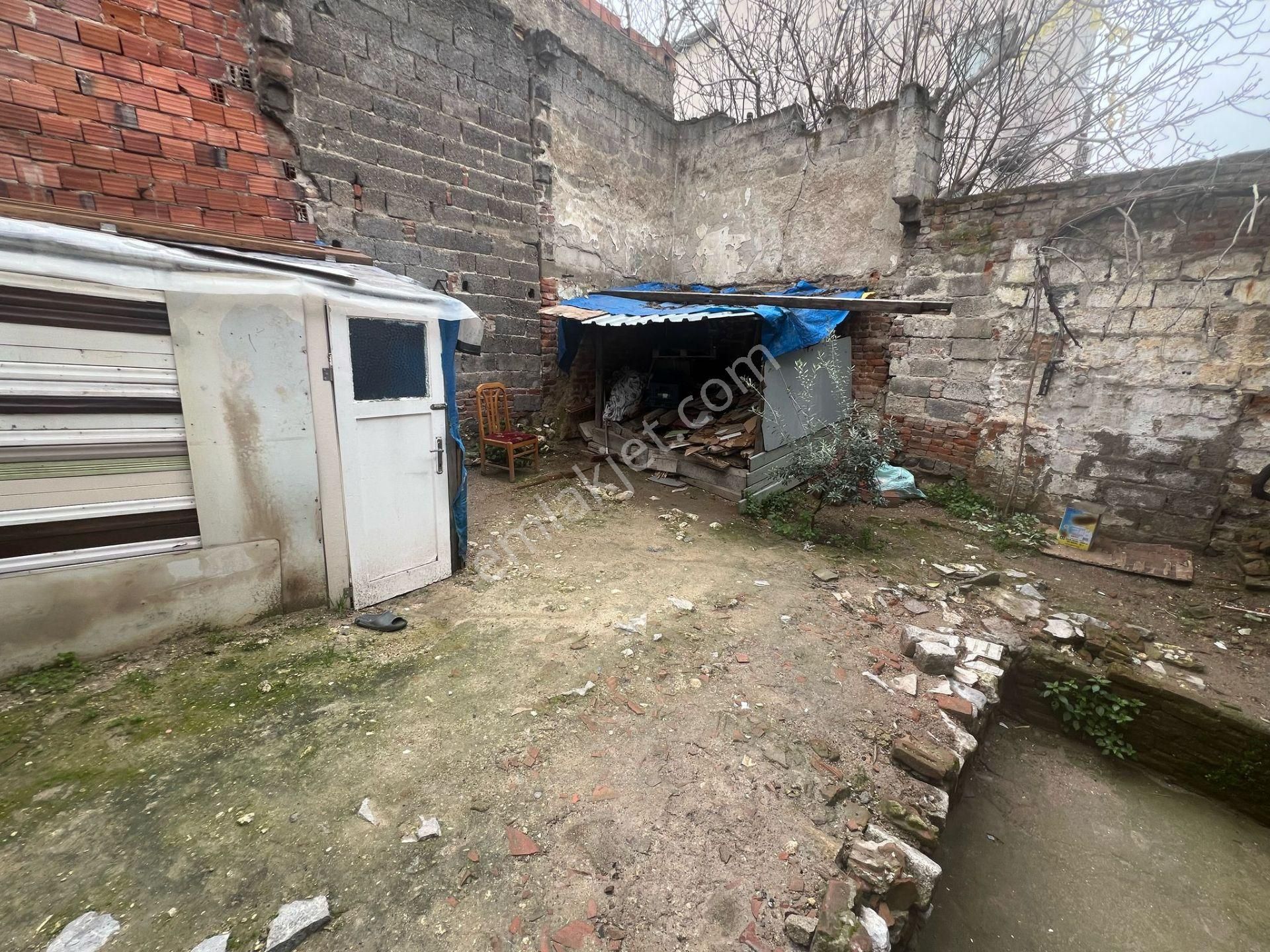 Acil Konak Gürçeşme Cadde Yakını 2 Katlı 95m2 Müstakıl 2 Katlı Ev - Görsel 17