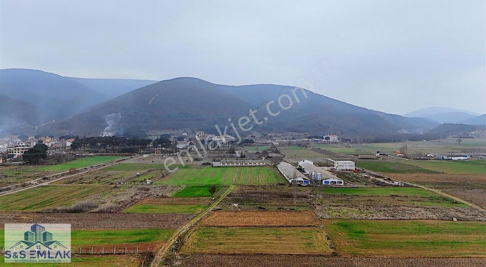 İvrindi Gökçeyazı Satılık Tarla S&s Emlak'dan Balıkesir Gökçeyazı'da Satılık 1550 M2 Tarla