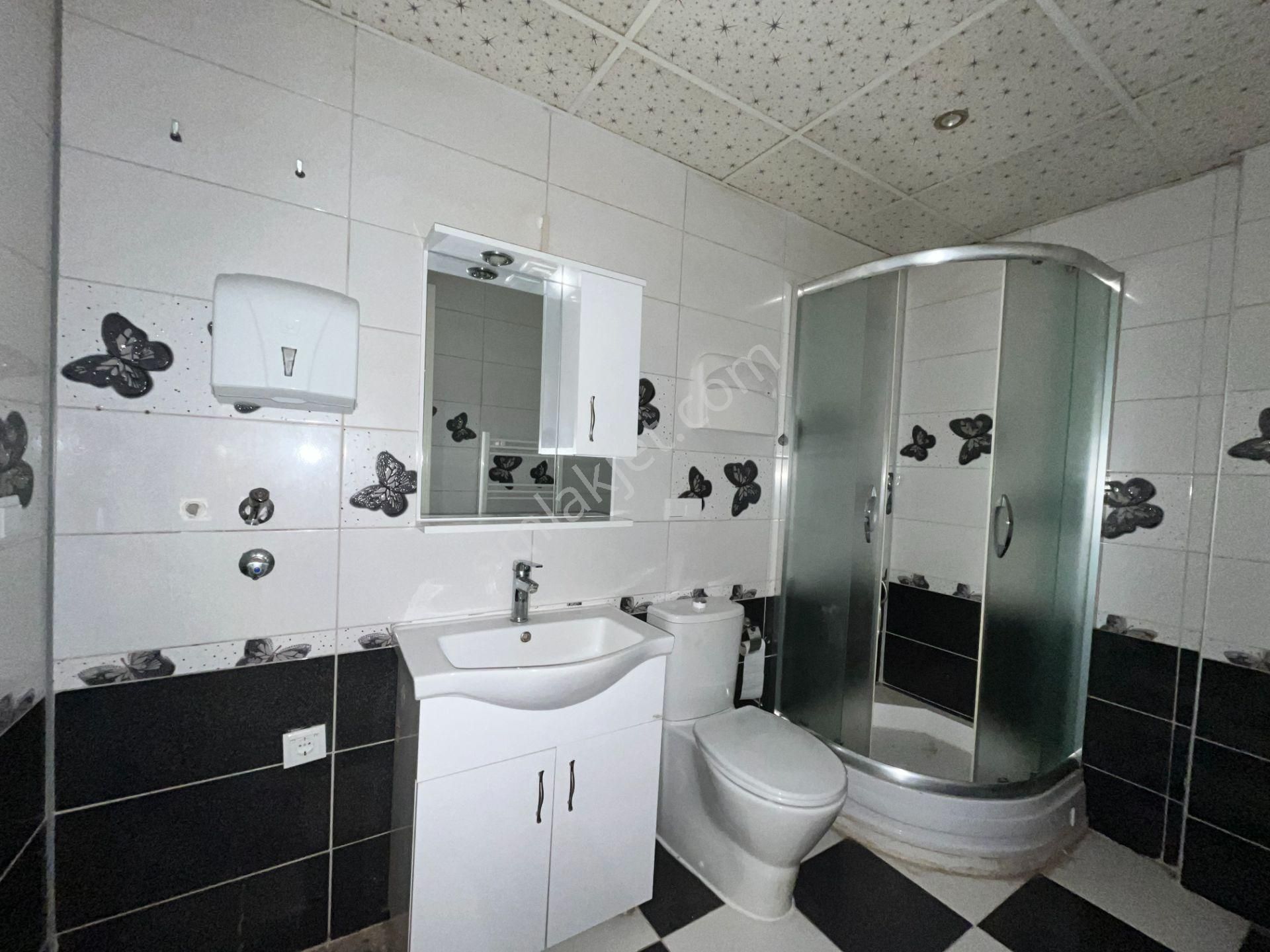 Seferihisar Gözsüzler Bölgesinde, Havuzlu Site İçerisinde 3+1 Satılık Daire - Görsel 28