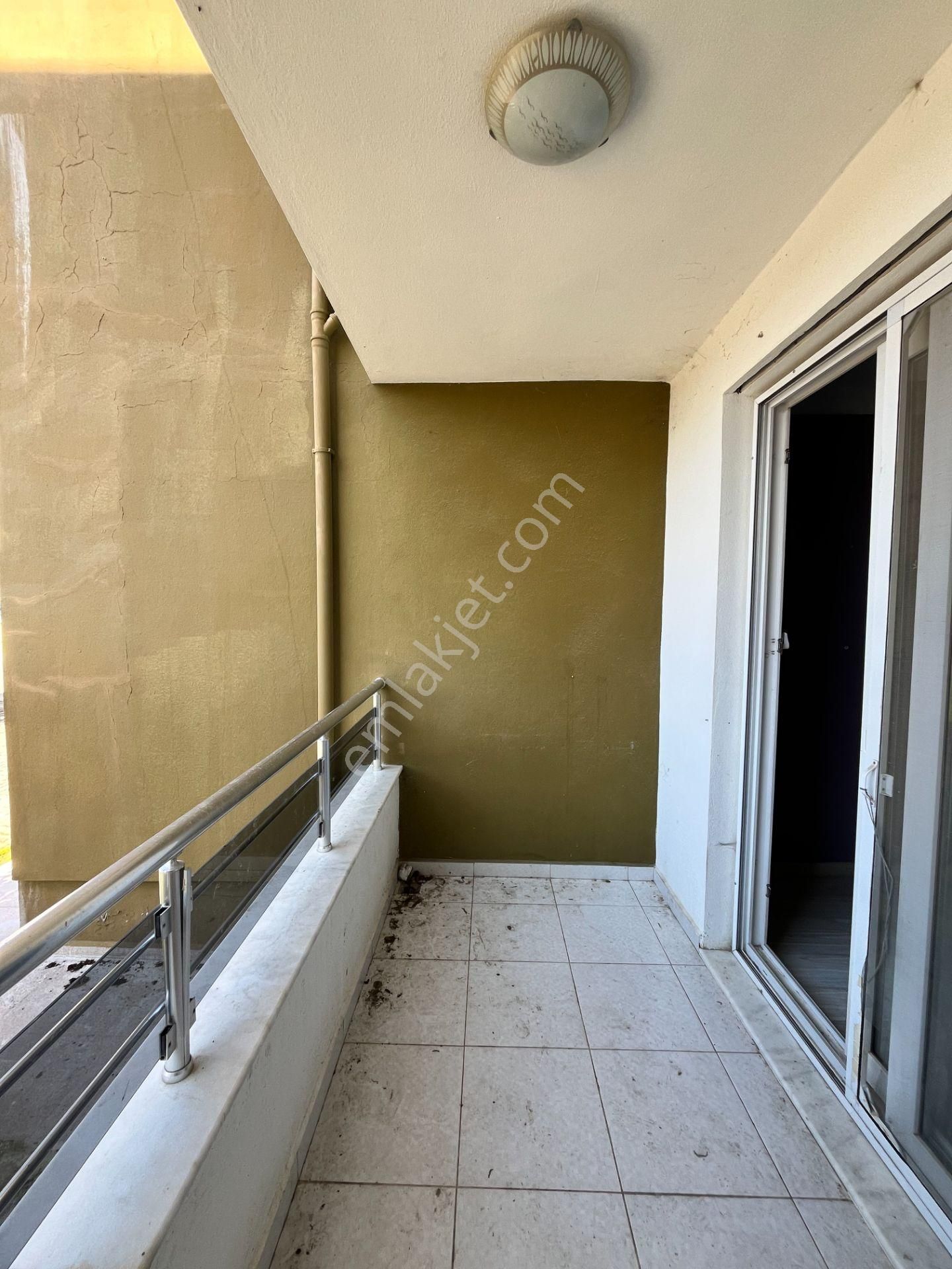 Seferihisar Gözsüzler Bölgesinde, Havuzlu Site İçerisinde 3+1 Satılık Daire - Görsel 23