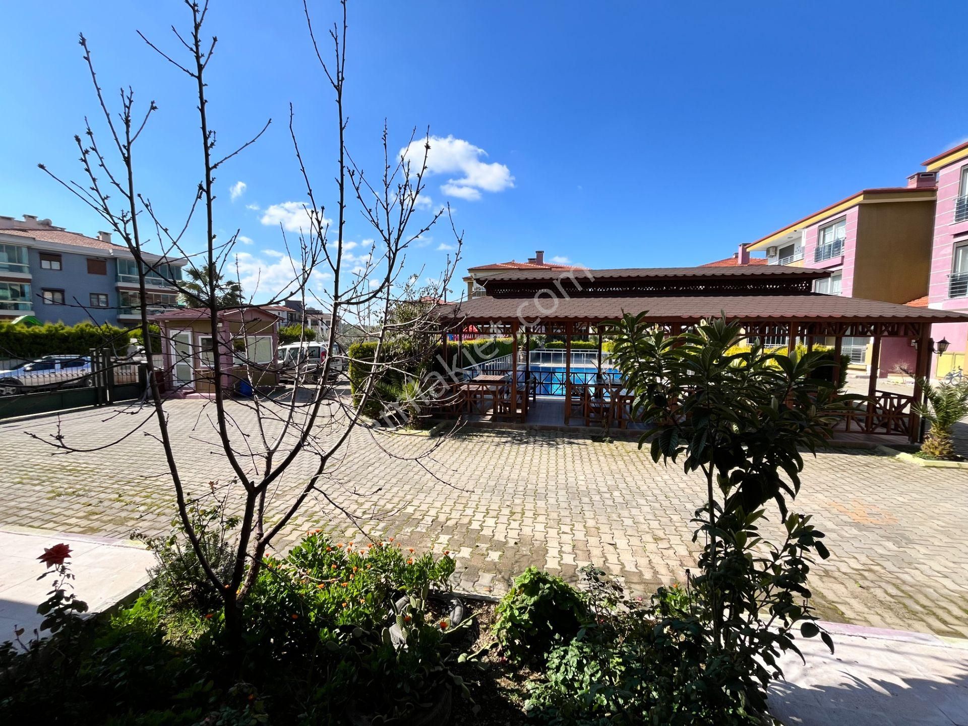 Seferihisar Gözsüzler Bölgesinde, Havuzlu Site İçerisinde 3+1 Satılık Daire - Görsel 33
