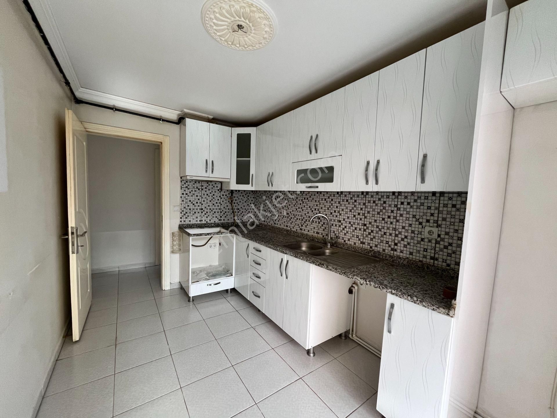 Seferihisar Gözsüzler Bölgesinde, Havuzlu Site İçerisinde 3+1 Satılık Daire - Görsel 14