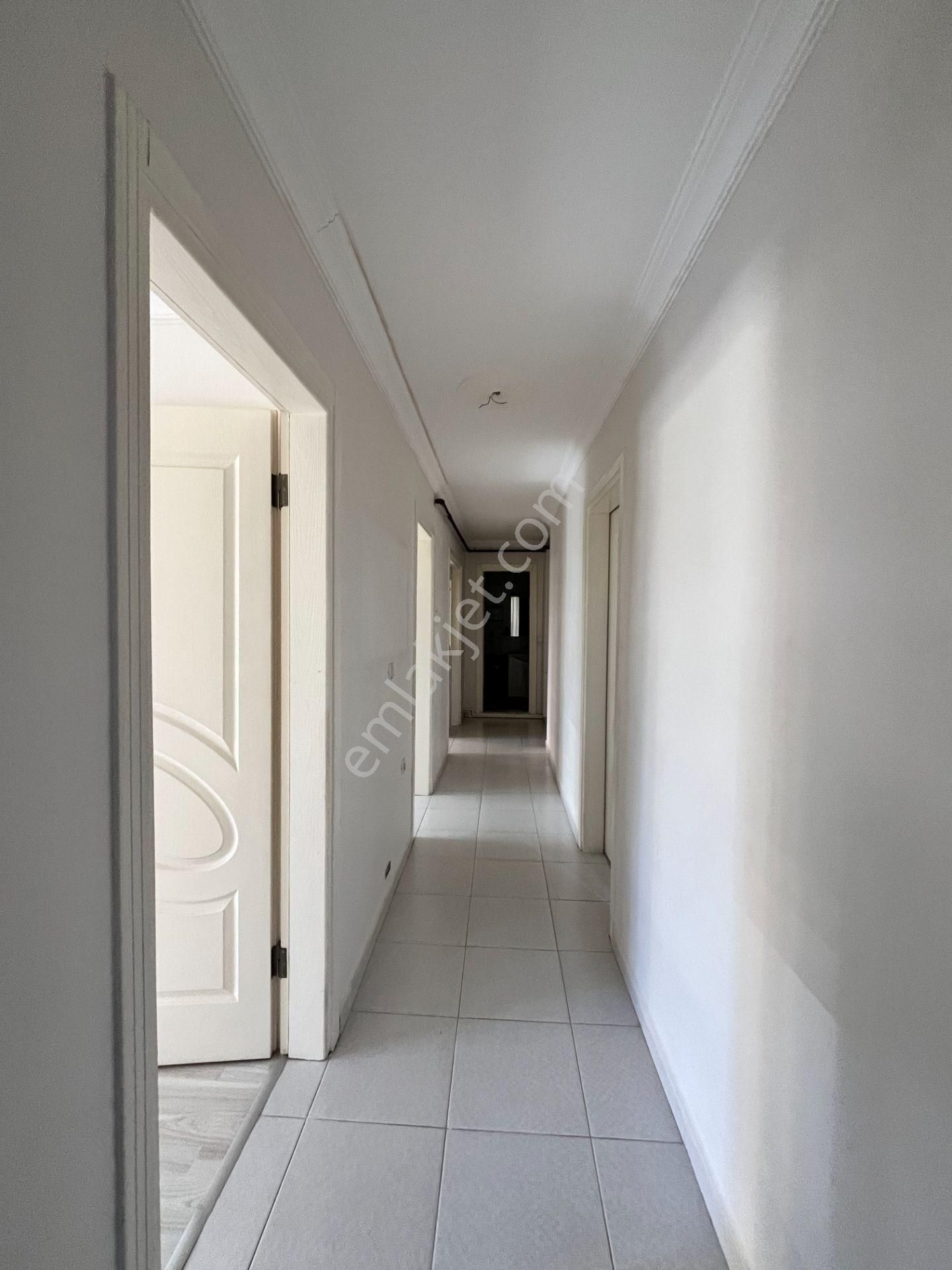 Seferihisar Gözsüzler Bölgesinde, Havuzlu Site İçerisinde 3+1 Satılık Daire - Görsel 26