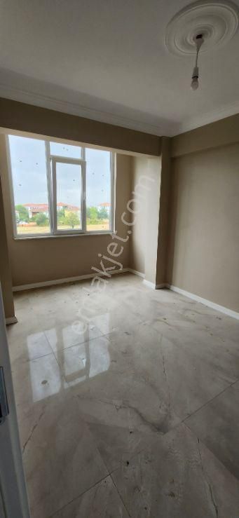 Okullar Bölgesinde Oturuma Hazır Satılık Daire - Görsel 21