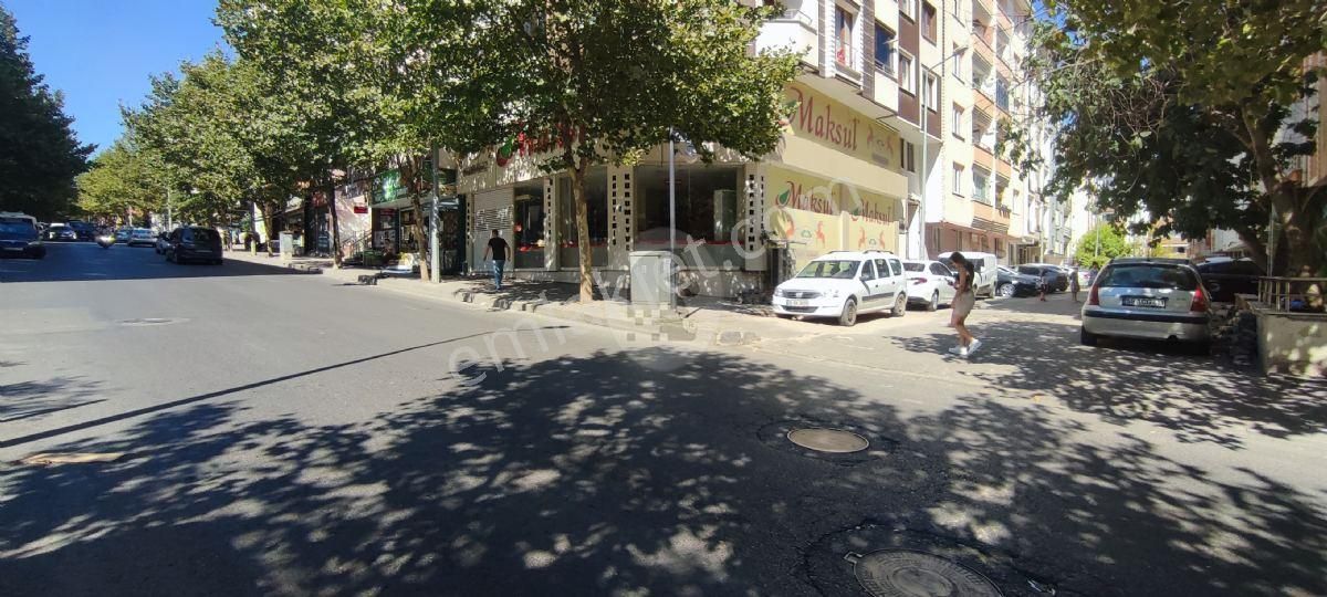 Çorlu Muhittin Satılık Apartman Dairesi Şinasi Kurşun Caddesine Çift Cepheli Satılık Dükkan P.no: 1614 M