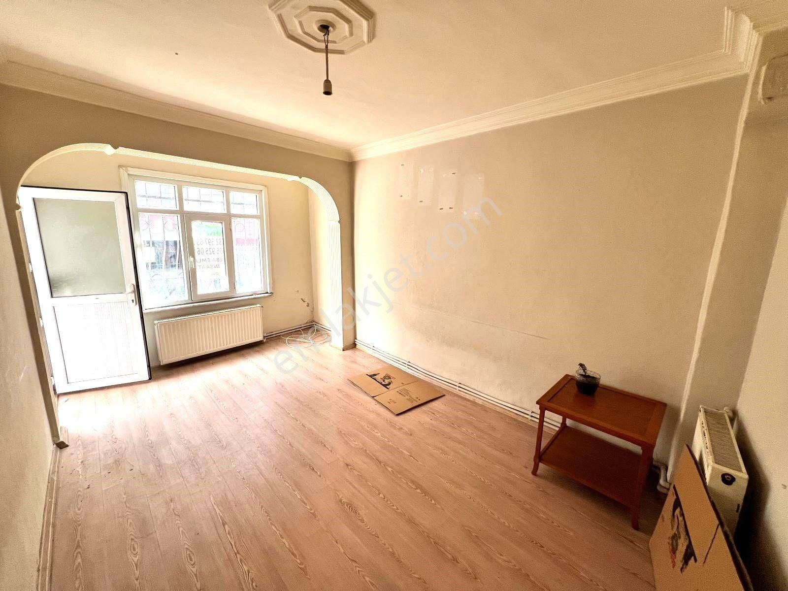 Küçükçekmece Söğütlü Çeşme Kiralık Daire Seba'dan Söğütlüçeşme Mh 2+1 75m2 Kombili Kiralık 1.kat Dairee..