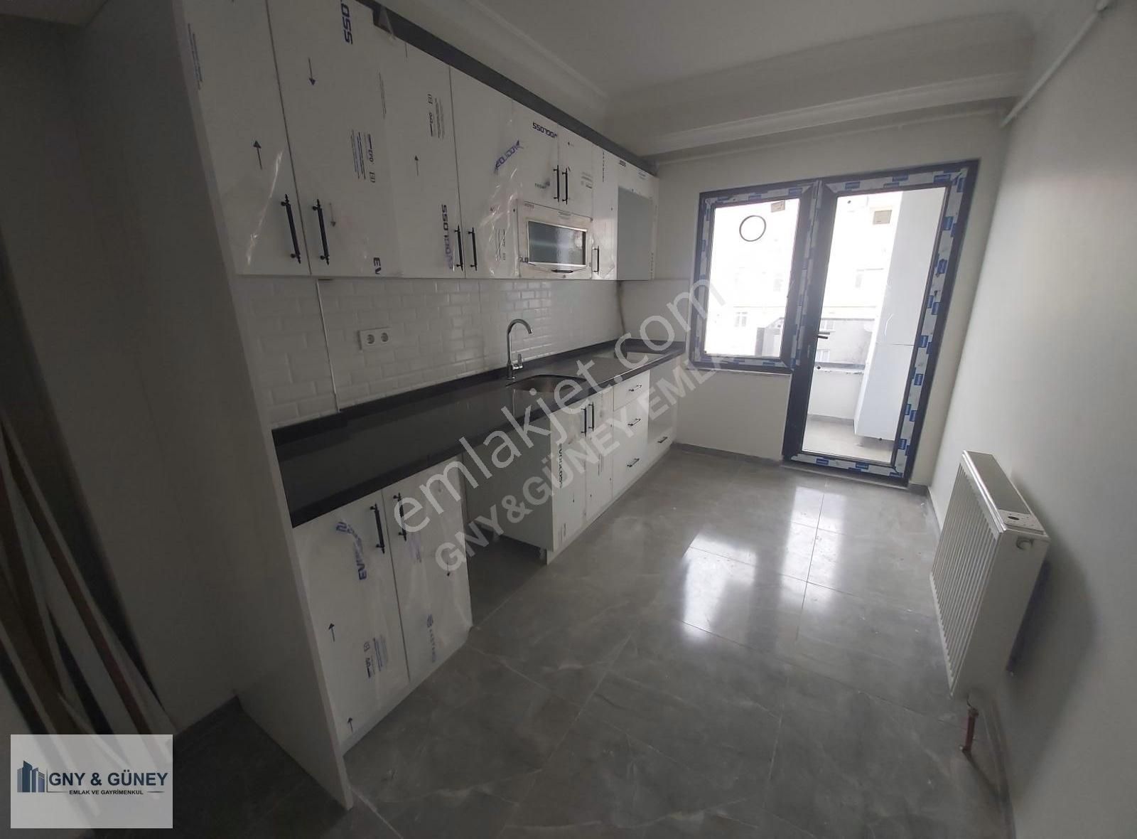 Zeytinburnu Sümer Satılık Daire Güney Emlak'tan Sümer Mah. Sıfır 2+1 70 M2 Satılık Daire