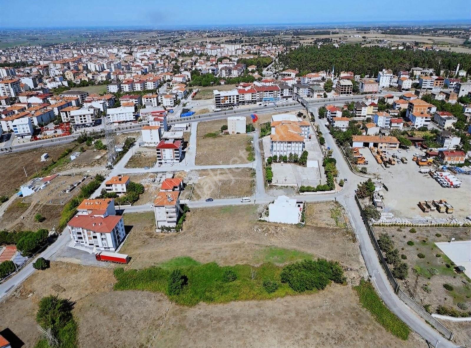 Bafra Fevzi Çakmak Satılık Konut İmarlı Furkan Emlaktan Satılık 320 M² Arsa Ana Yola 100 Metre