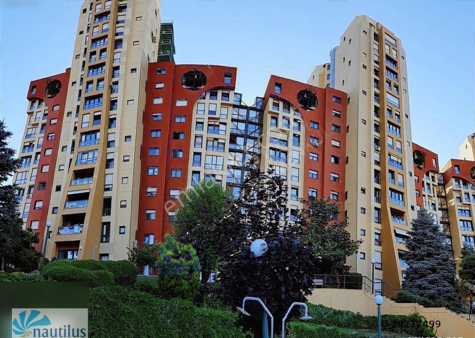 Başakşehir Bahçeşehir 2. Kısım Satılık Daire Bahçeşehir Düden,manavgat, Tortum Bloklarında Köşe Manzaralı 3+1 Satılık Daire