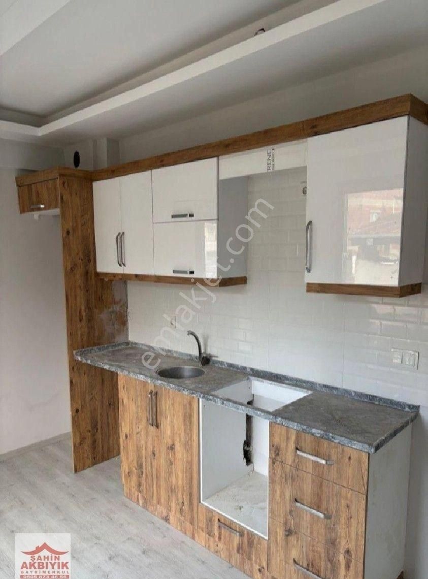 Bayraklı R. Şevket İnce Satılık Daire Bayraklı R.şevket 2+1 70 M2