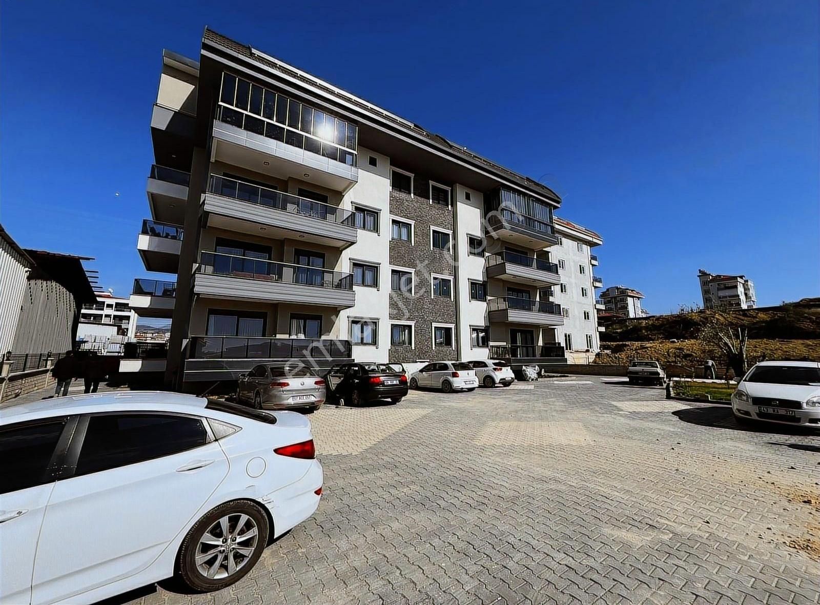 Antalya Alanya Site İçerisinde Satılık Daire Payallar Merkezde Satılık 2+1 Daire