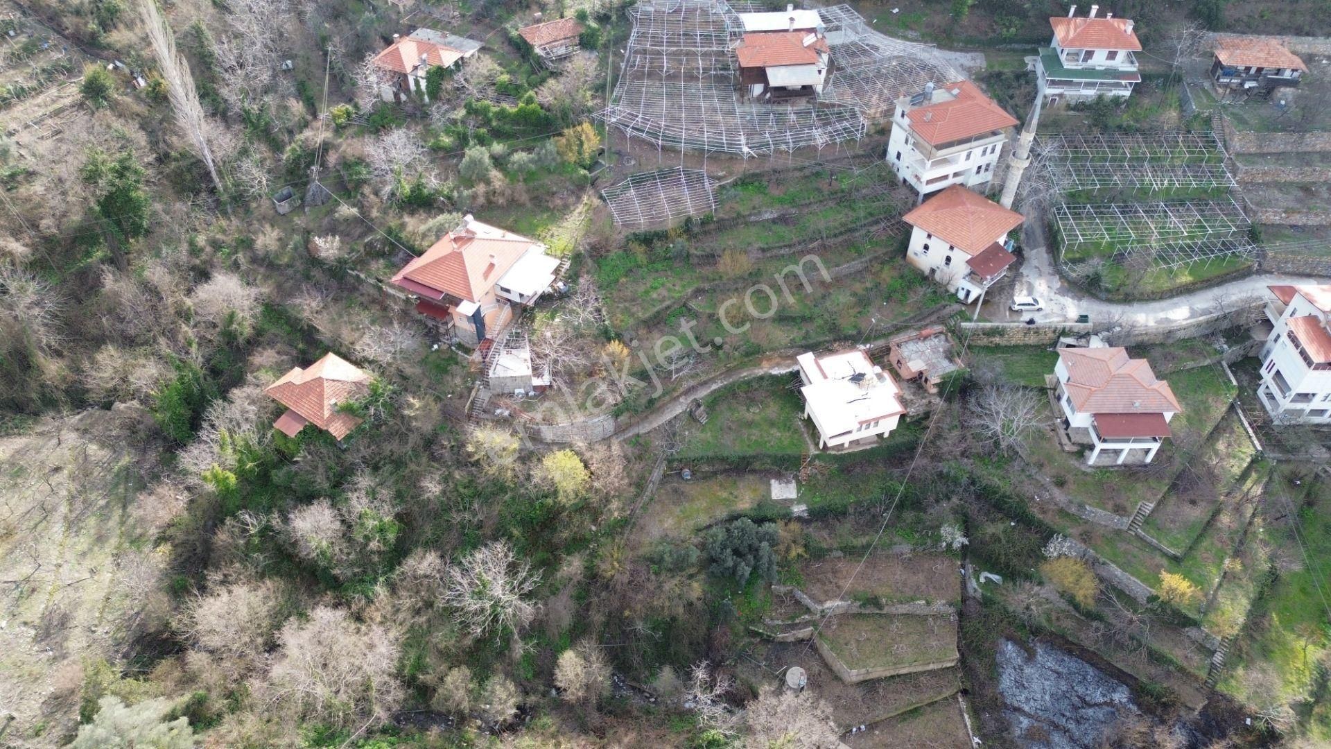 Emlakparktan Türktaş Yaylasında Satılık Kargır Ev Ve 1364m2 Tarla - Görsel 7