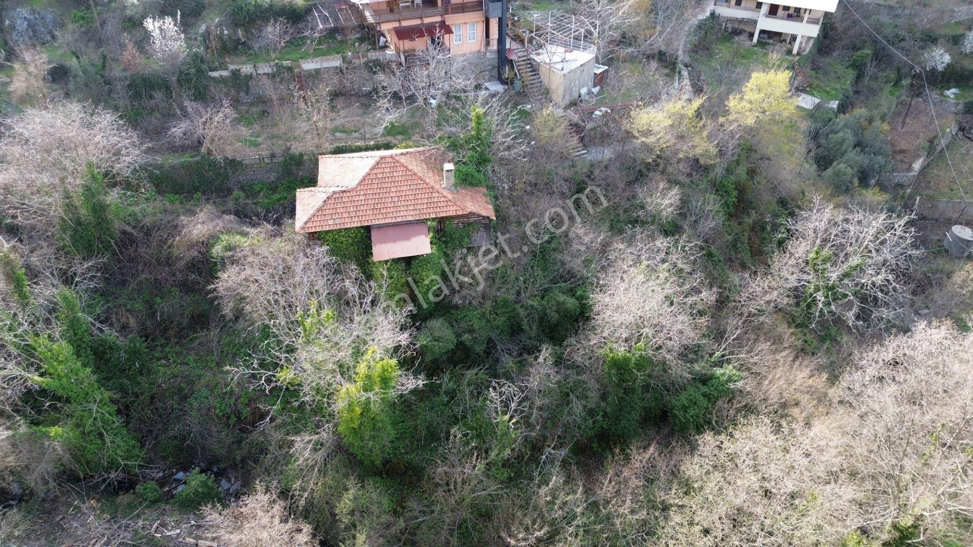 Emlakparktan Türktaş Yaylasında Satılık Kargır Ev Ve 1364m2 Tarla - Görsel 13