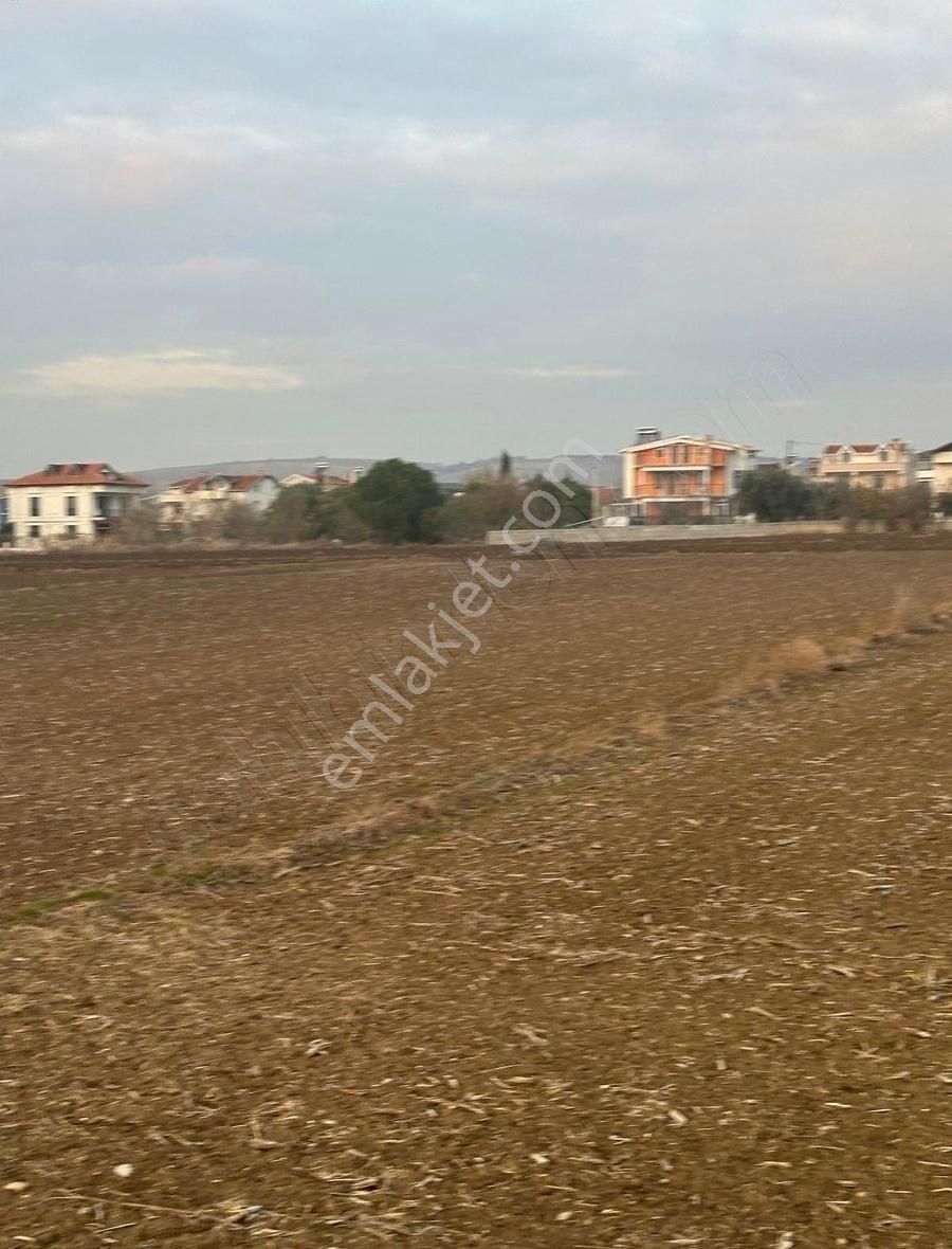 Marmaraereğlisi Çeşmeli Satılık Tarla Gkc'den Çeşmelide Villa İmar Planında Emsal 0.75 3 Katlı 250 M²