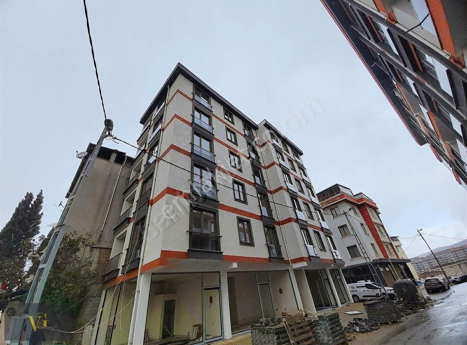 Tuzla Yayla Satılık Daire Yayla Merkezde Acil Satılık 2+1 Daire