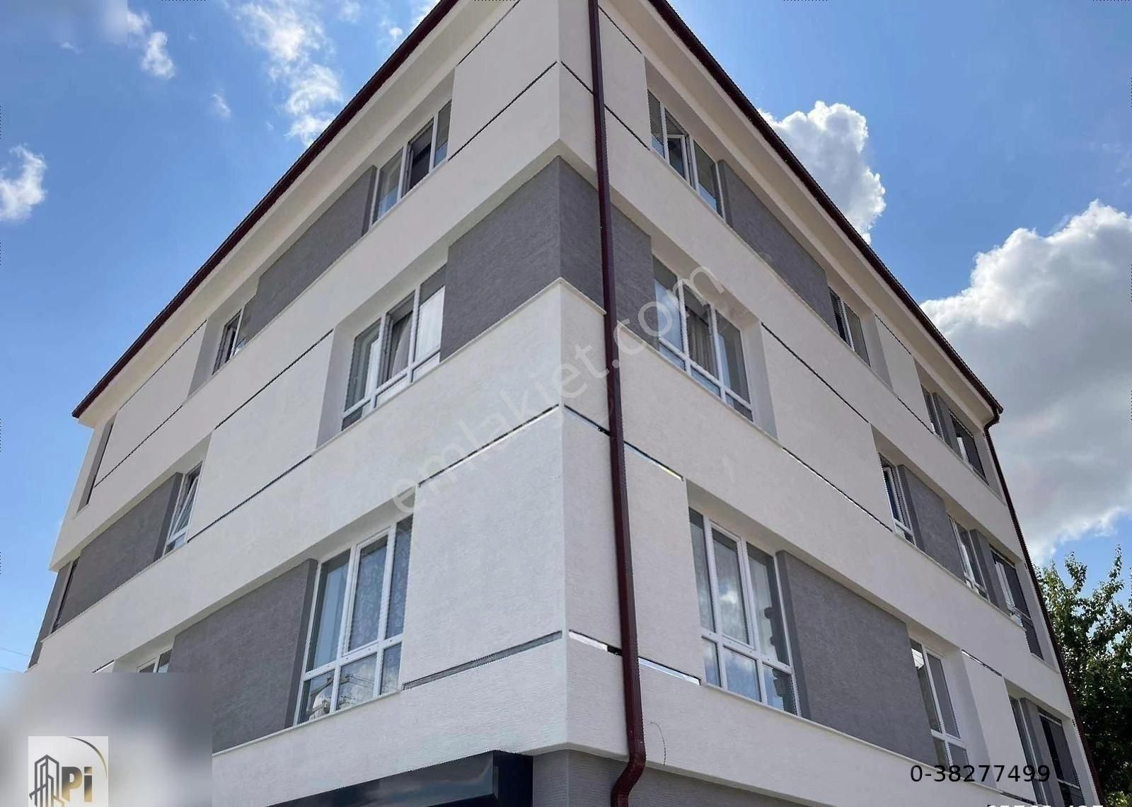 Tepebaşı Esentepe Kiralık Daire Pi Emlak'tan Esentepe'de 2+0 Ayrı Mutfak Kapalı Balkon Asansör