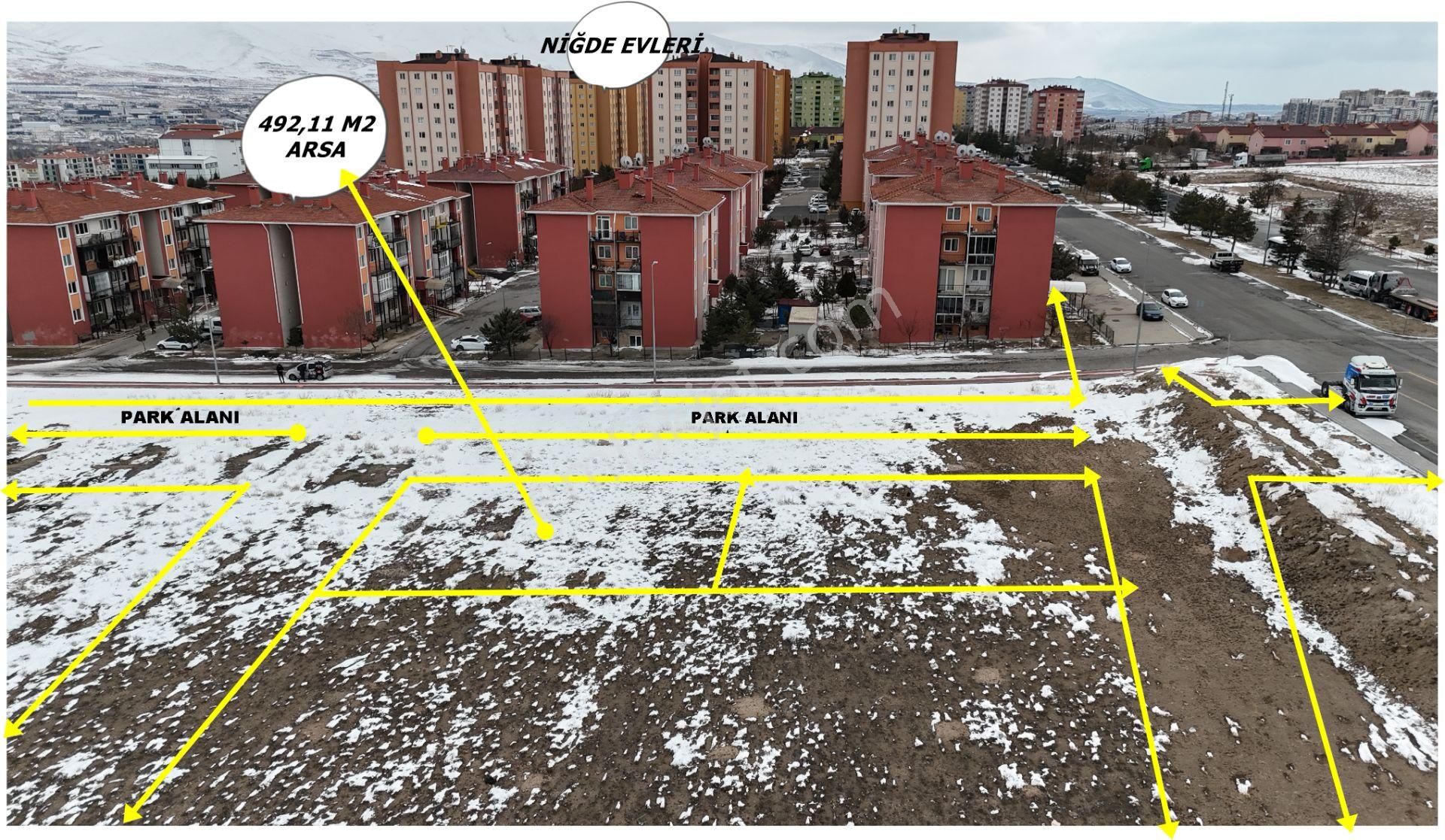 Niğde Merkez Efendibey Satılık Konut İmarlı E.gökal Efendibey Mah.2 Emsal ! Köşe Parsel 492 M2 Satılık Arsa!