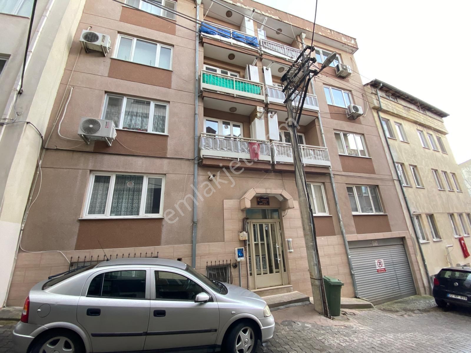 Yıldırım Mollaarap Satılık Daire Yıldırım Mollaarap’ta Karnur Apartmanında Satılık Daire