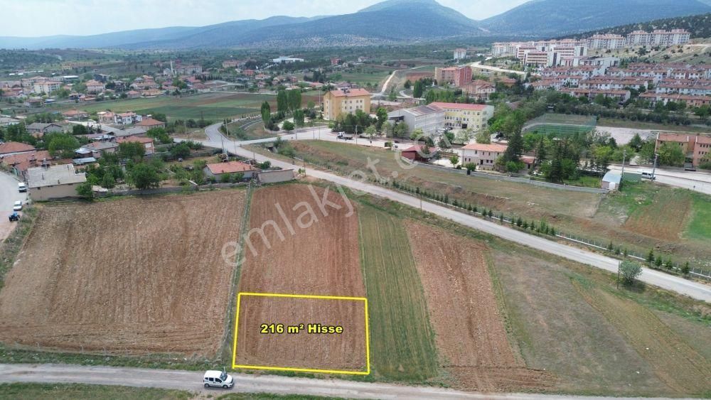 Akören Tülce Satılık Konut İmarlı Akören İlçe Merkezinde 216 M2 İmarlı Arsa Hissesi