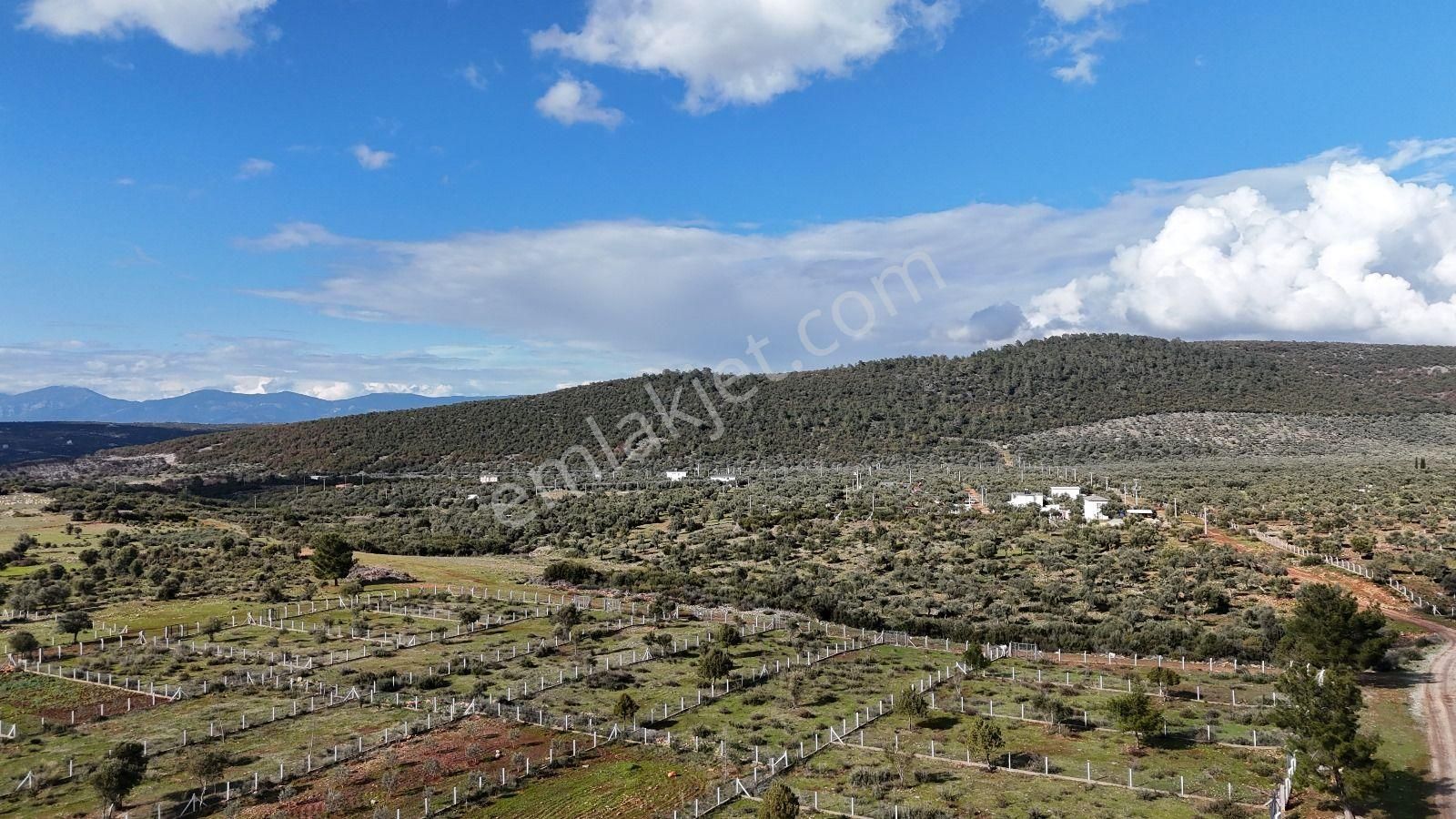 Elektirik Su Mevcut Balova Kardelen De 300 M2 Satılık Arsa - Görsel 21