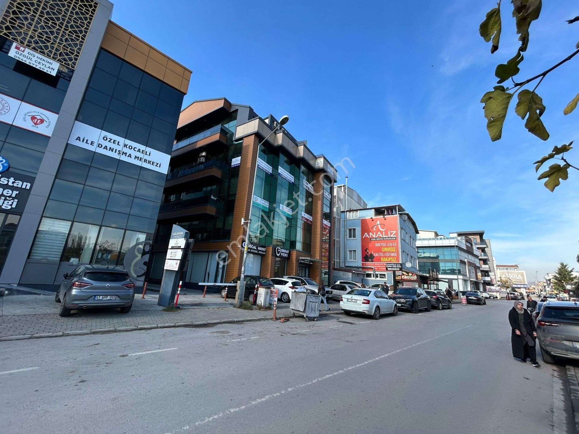 Rw Nova'dan Satılık Yatırımlık Kira Getirili Dükkan - Görsel 3