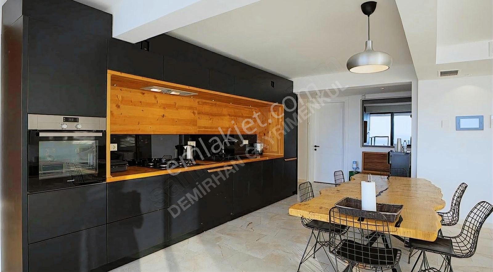 Kalkanda Deniz Manzaralı Lüks Villa - Görsel 6