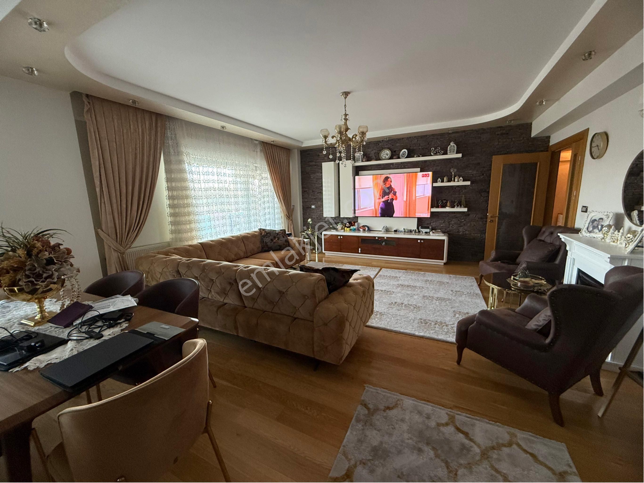 Bayraklı Manavkuyu'da Satılık Ara Kat Lüks Daire - Görsel 15