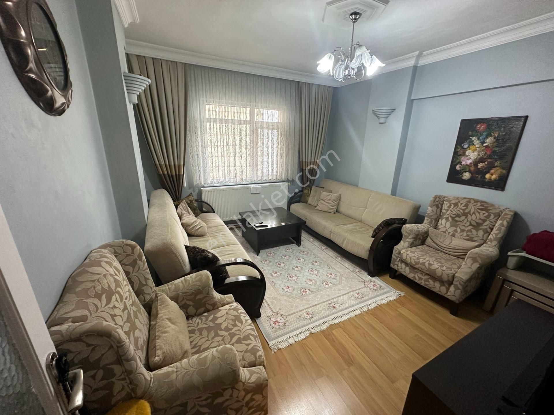 Gaziosmanpaşa Mevlana Satılık Daire Satılık Daire Mevlana Mahallesinde 2+1 90 M²