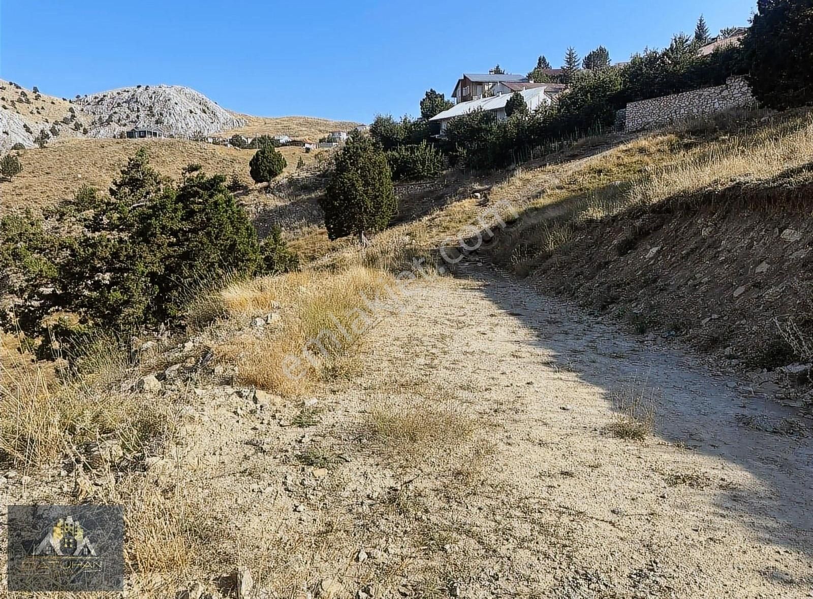 Konyaaltı Geyikbayırı Satılık Tarla Geyikbayırı Çağlarca Mevkiinde Uygun Fiyatlı İmarlı Arsa