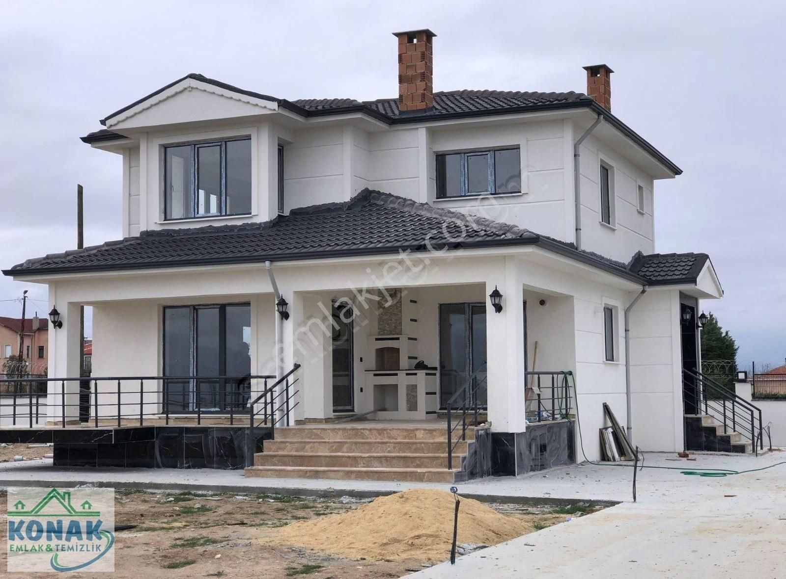 Saray Çayla Satılık Villa Tekirdağ Saray Büyük Yoncalı Satılık Müstakil Villa