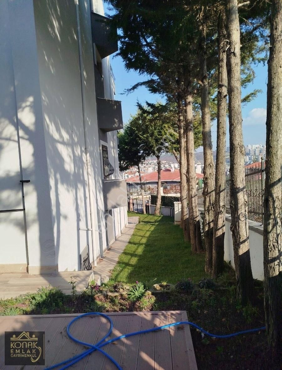 Bahcesehir Boğazkoyde Büyük Bahceli Satılık Köşe Villa - Görsel 22